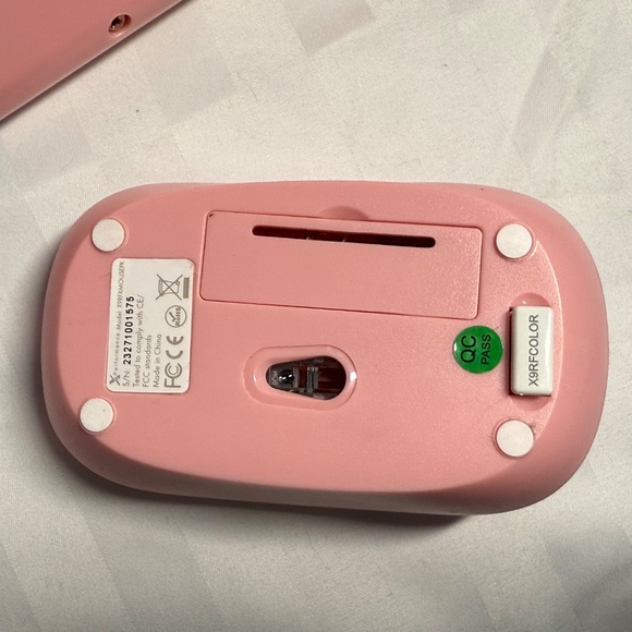 π Super Cute Pink X9 Wireless Keyboard & Mouse Set π - Picture 5 of 5